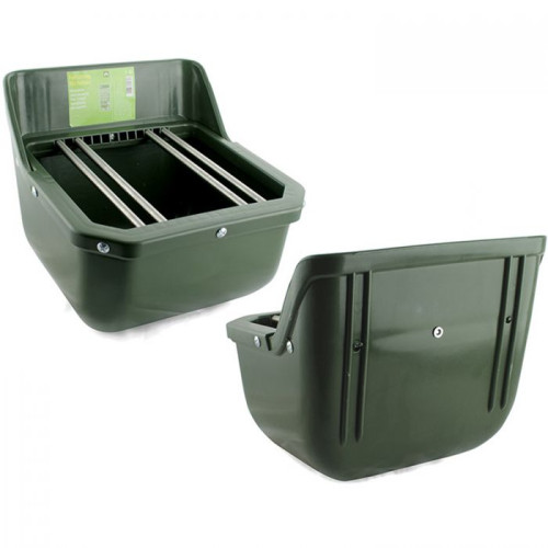 Feeder for foals with bars