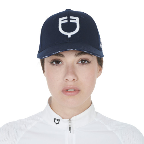 Equestro Cap